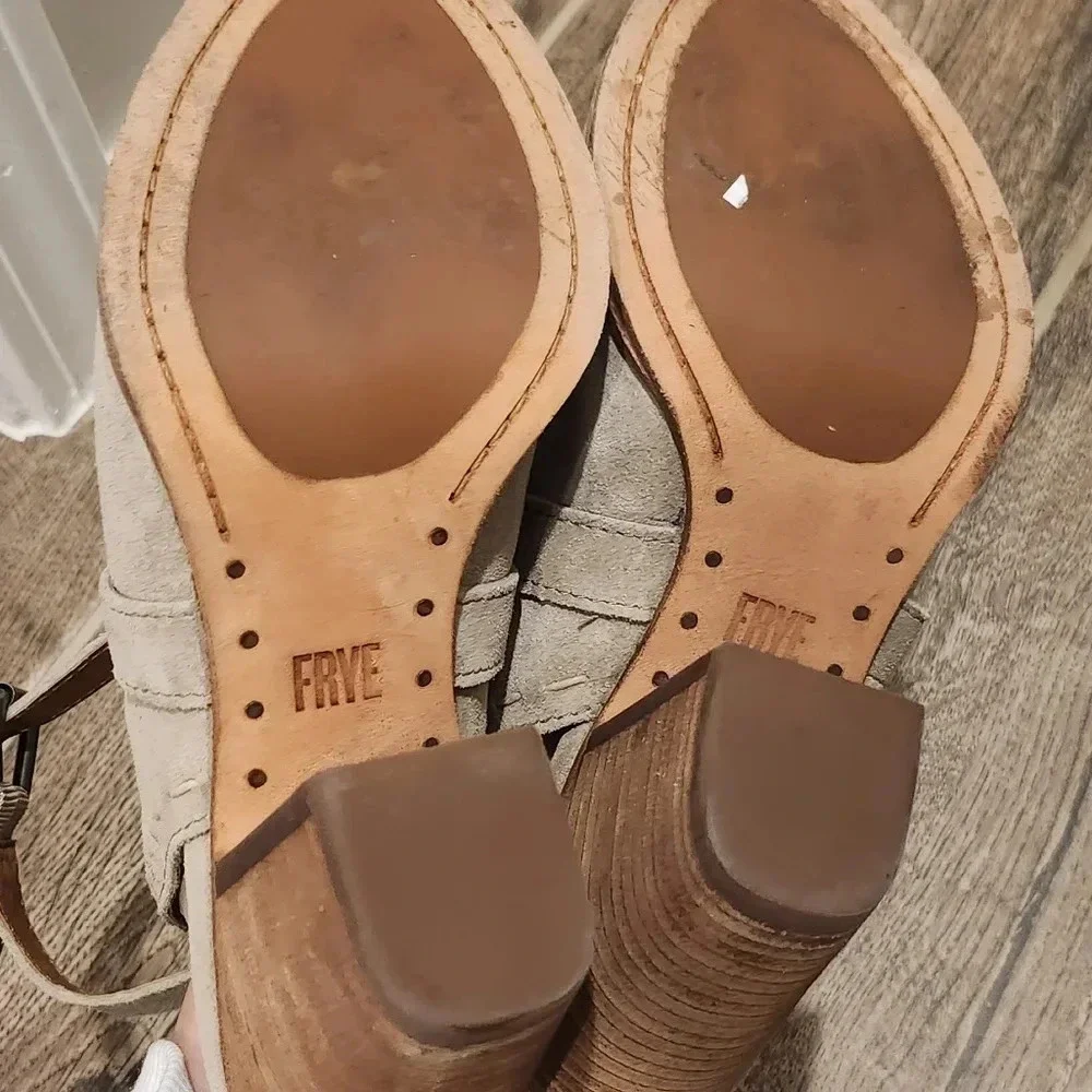 EUC Frye Dani Pickstitch Shield 3471229‎ Ash Size 7